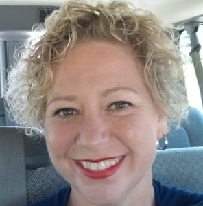 Meet your Posher, Angela